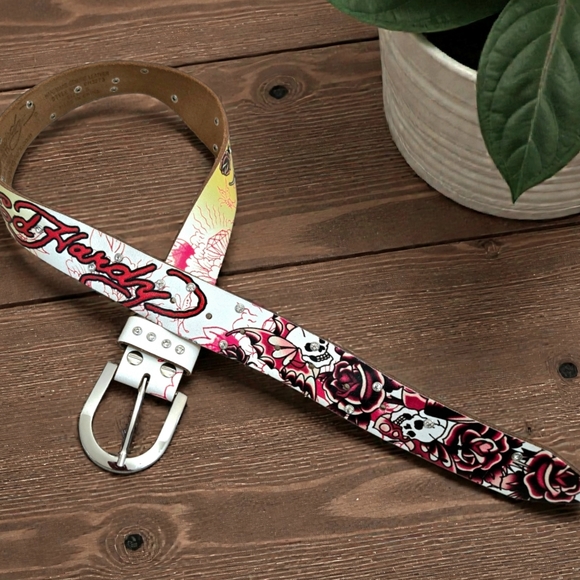Ed Hardy genuine leather belt skull & rose Tattoo w Rhinestones Sz S/ 26-32" - Picture 2 of 9